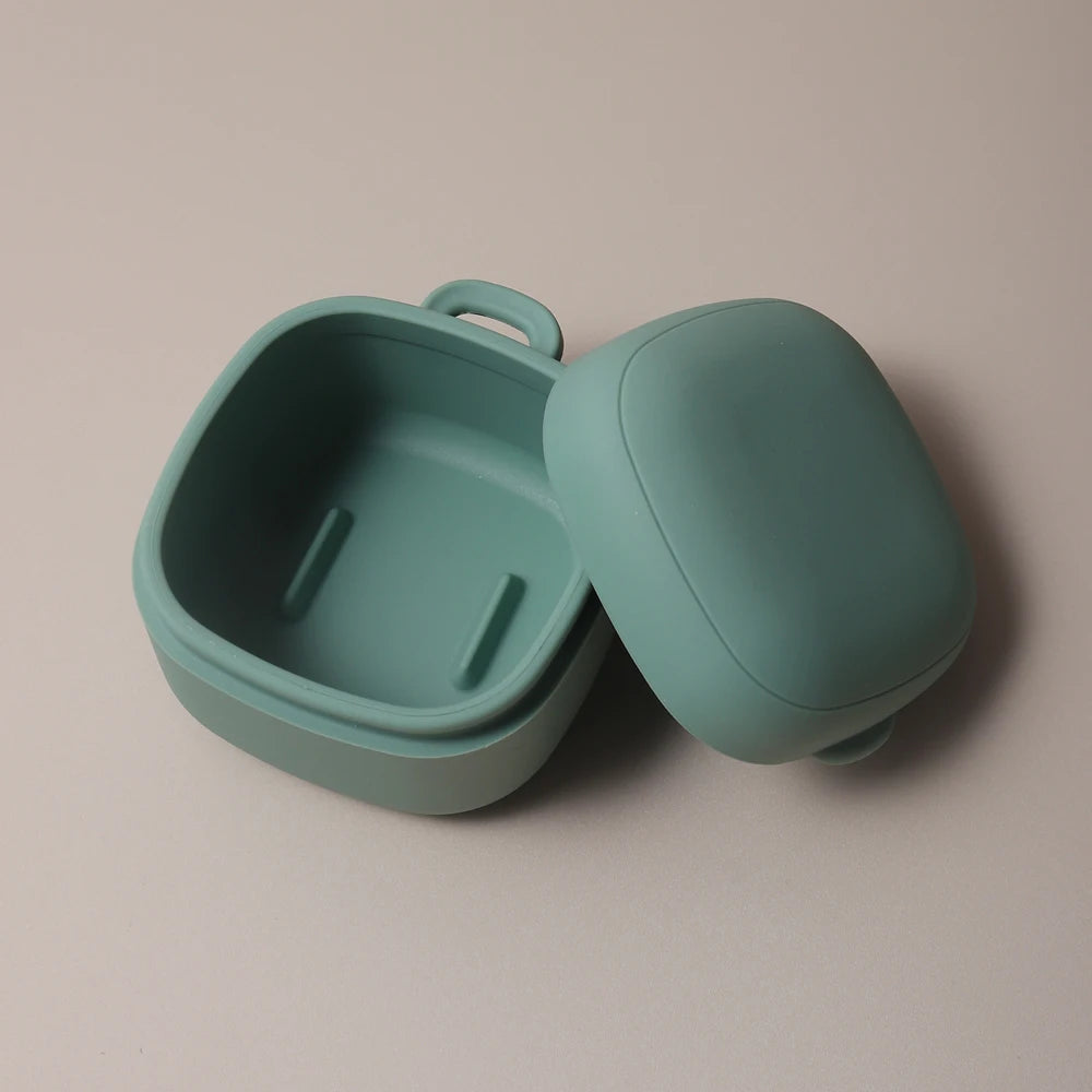 Silicone Baby Pacifier Holder – Food Storage Box &amp; Nipple Cover for Hygienic Storage