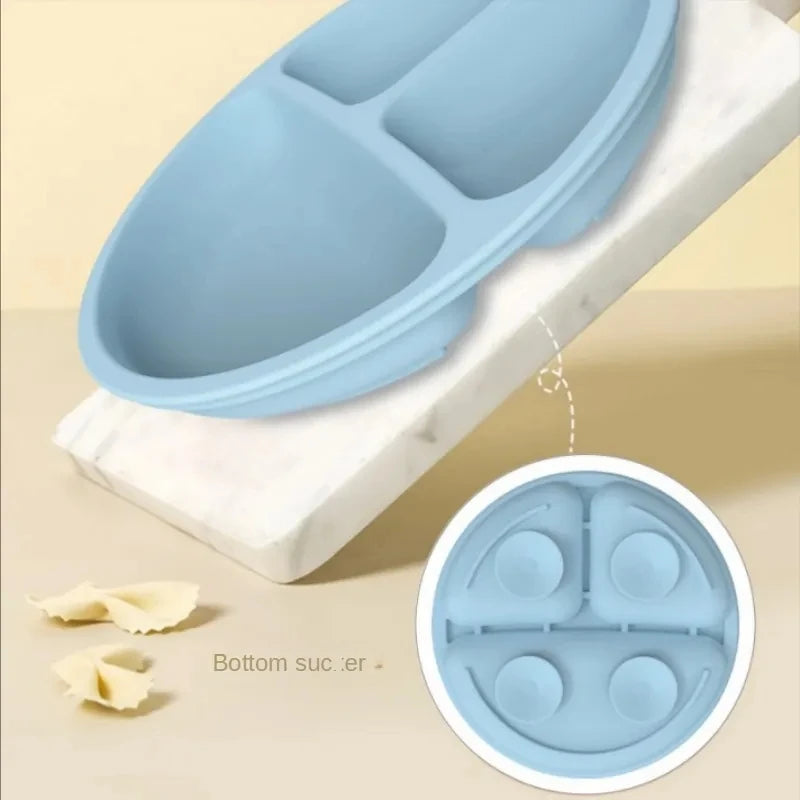 Baby silicone dinner set – plate, bowl, wooden spoon &amp; fork – BPA-free &amp; non-slip