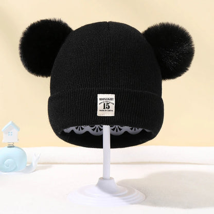 Baby winter hat – knitted beanie with pompom – unisex 